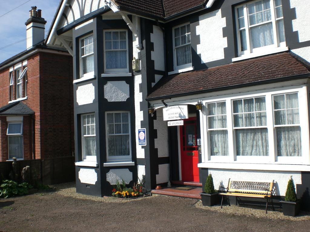 Melville Lodge Gatwick Horley Buitenkant foto