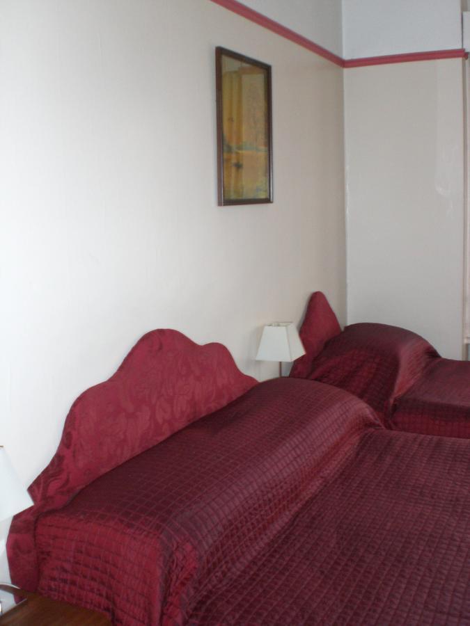 Melville Lodge Gatwick Horley Kamer foto